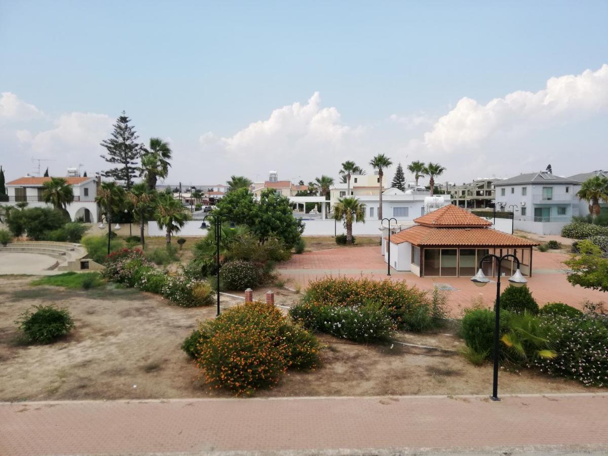 Ria Beach Sea View Apartment Pyla Ngoại thất bức ảnh